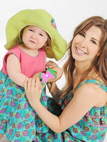 Nancy-Ajram-And-Her-Daughter-Mila-3